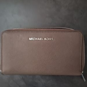 MK wallet